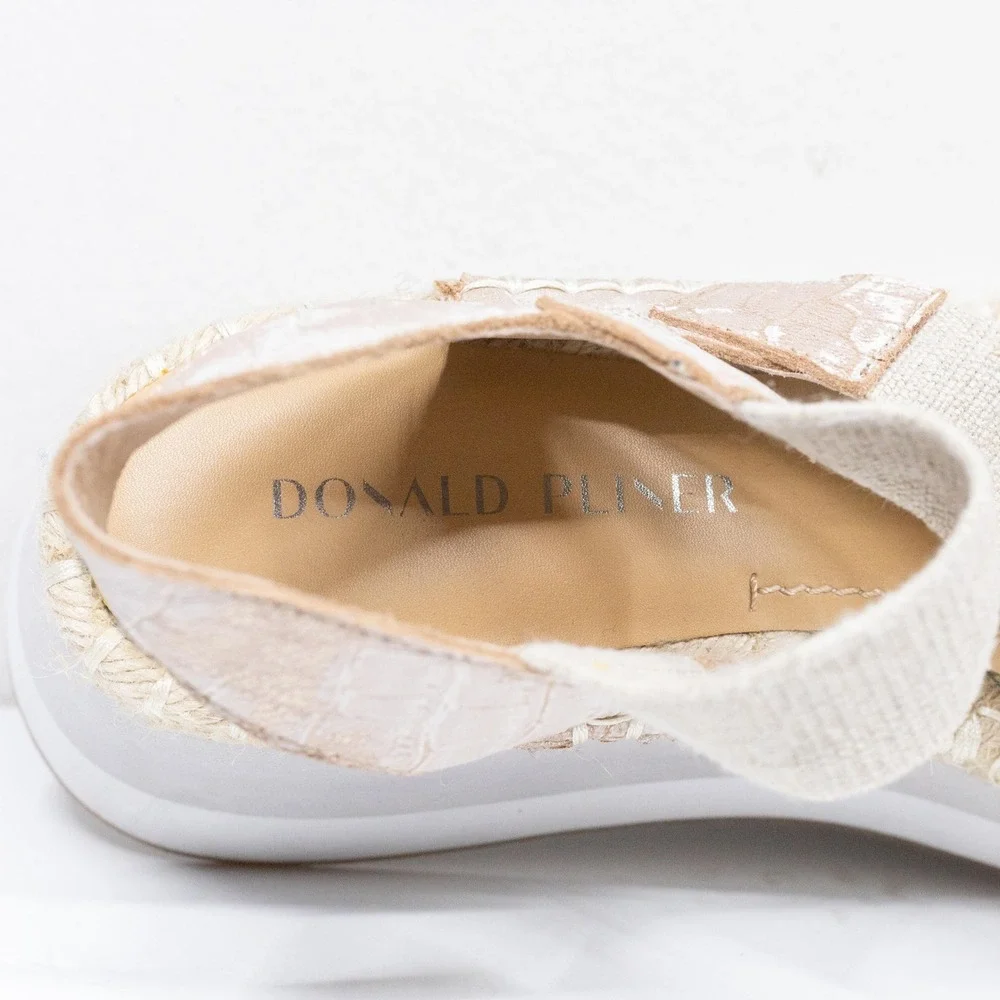 DONALD PLINER Sadie Metallic Croc Platform Espadrille Wedge Sandals Beige Sz 9